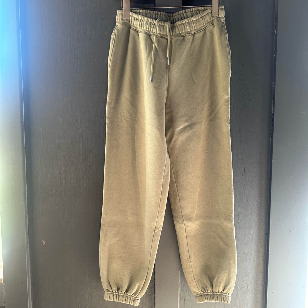 Abercrombie Sweatpants - Sage Green - M